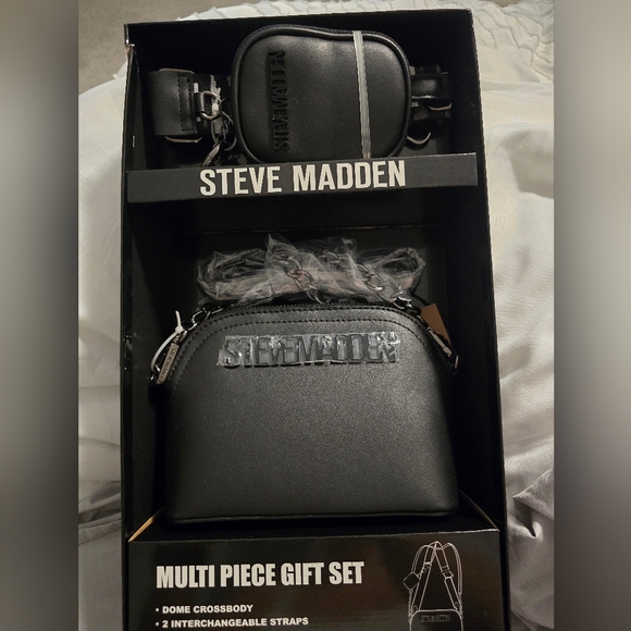 Steve Madden Black Belt Bag Set - Picture 1 of 3